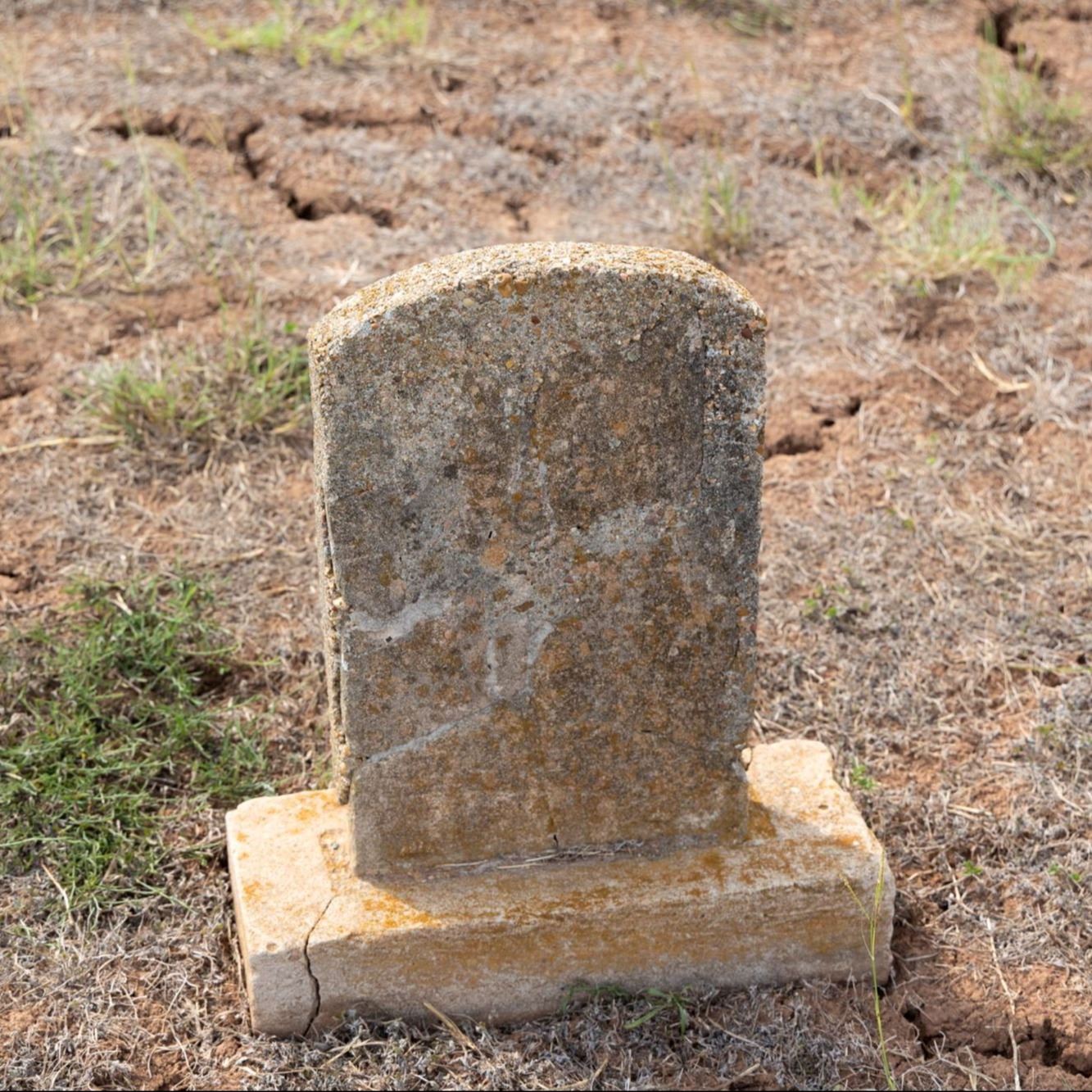 Pre-Restoration of Unknown (Grave 10) gravestone in 2023